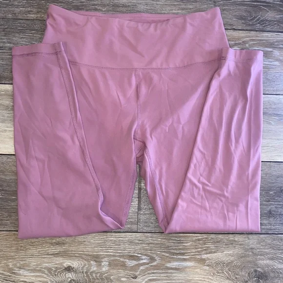 Women’s Pink Leggings - Picture 2 of 3